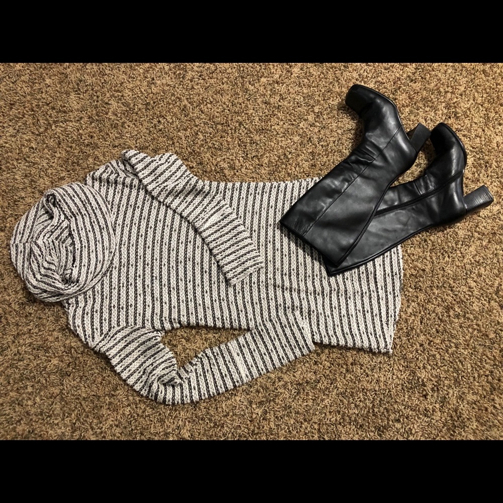 Turtleneck dress w/tall black boots